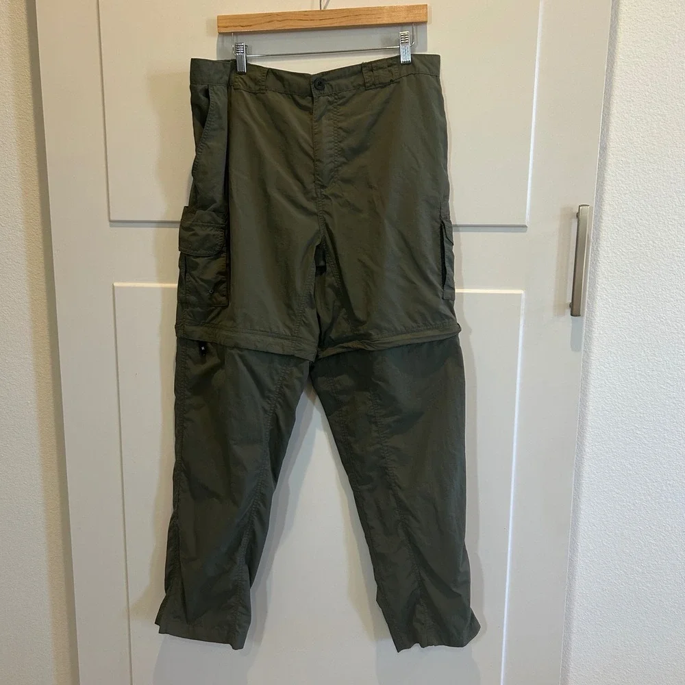 Magellan Outdoors Mens XL Convertible Cargo Pants‎ Zip Off Legs Olive Green Fish